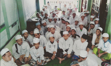 Meningkatkan Jiwa Kedisiplinan Santri