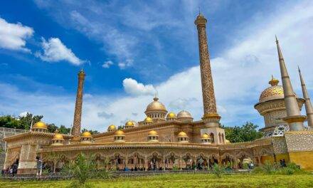 Masjid An-Nahdla Bojonegoro; Perpaduan Andalusia dan Jawa